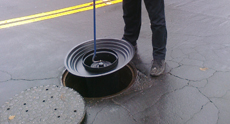 Manhole Odor Eliminator - Filter Installation